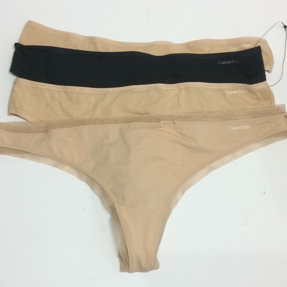 (4) New! Calvin Klein Thong Size Large